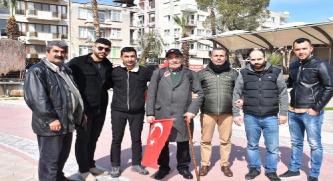  68 yaşındaki Dadaş İzmir'den Çanakkale'ye yürüyor